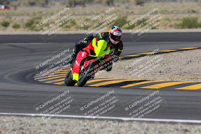 media/Nov-06-2022-SoCal Trackdays (Sun) [[208d2ccc26]]/Turn 11 (10am)/